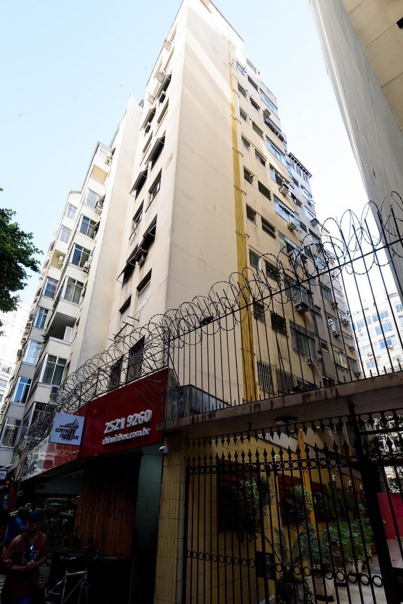 Apartamento Completo A 150m Da | Df 236/102